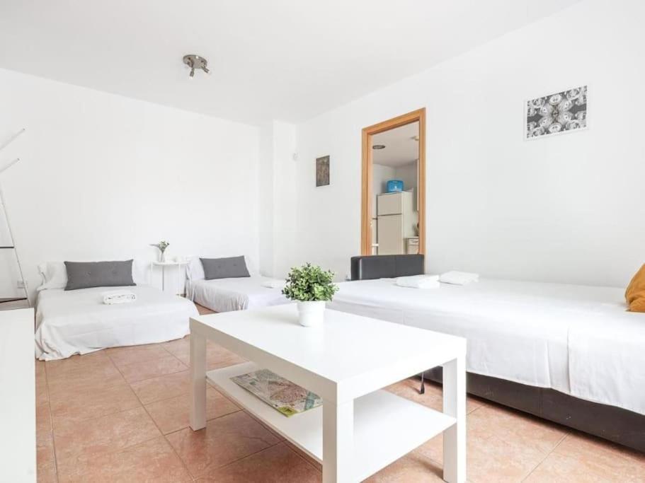 Alojamiento Con Piscina Y Parking En Sevilla 라알가바 외부 사진