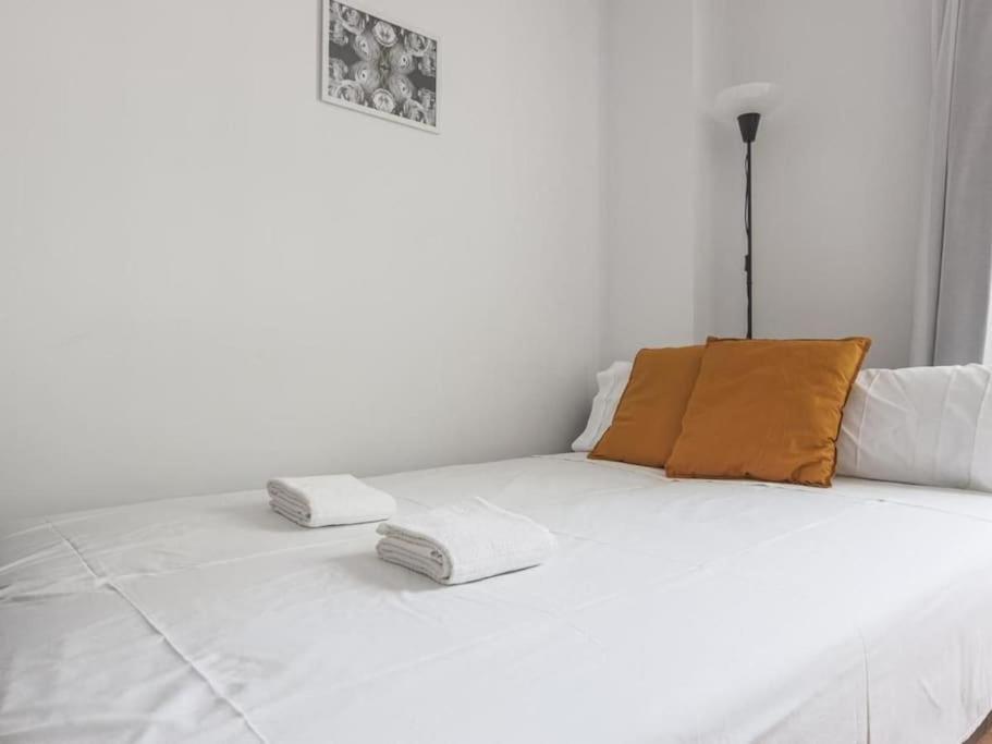 Alojamiento Con Piscina Y Parking En Sevilla 라알가바 외부 사진